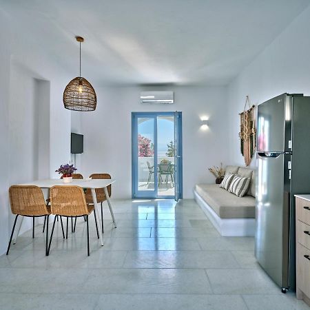 Etherio Apartment II Piso Livadi Eksteriør bilde