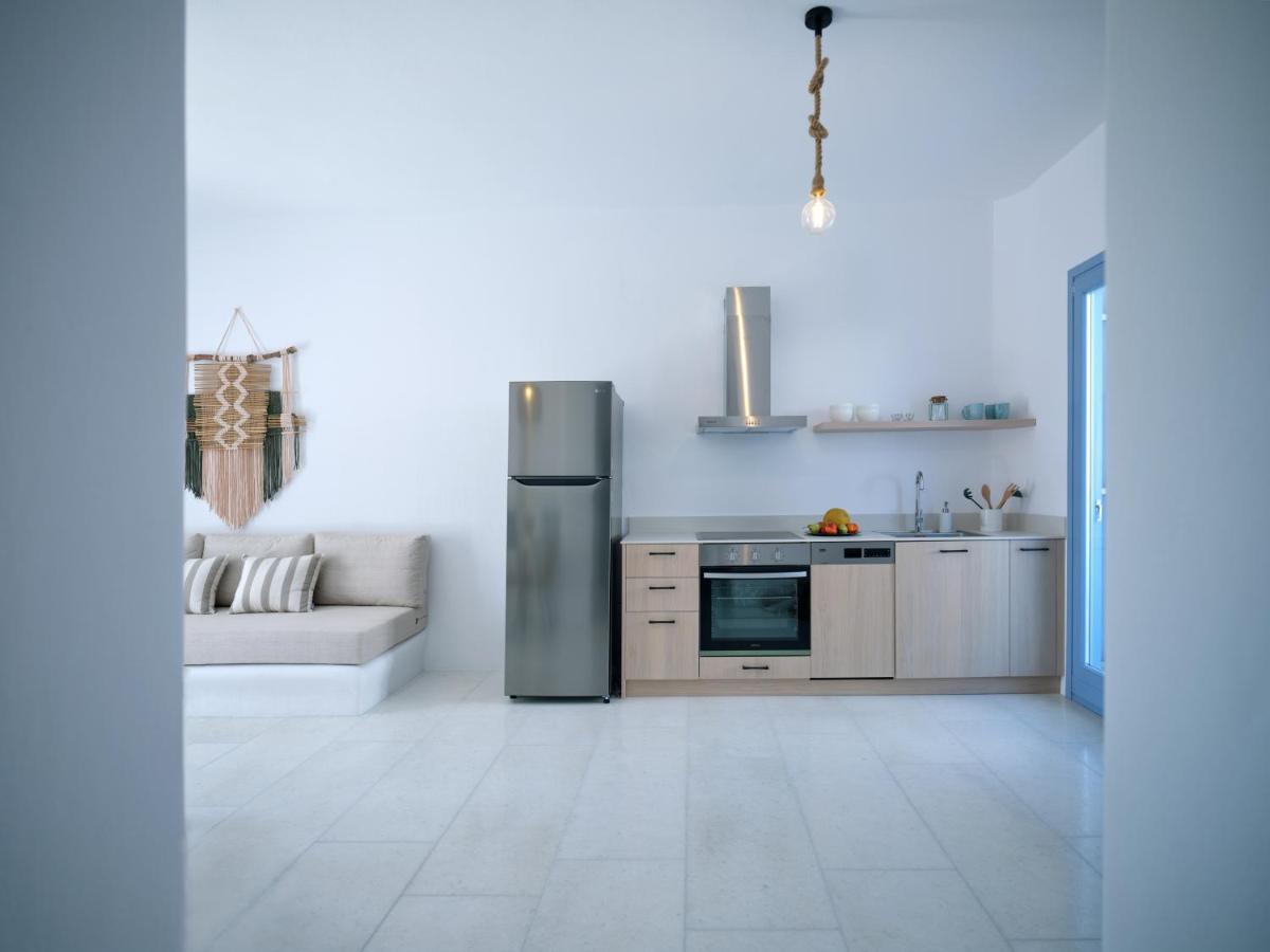 Etherio Apartment II Piso Livadi Eksteriør bilde