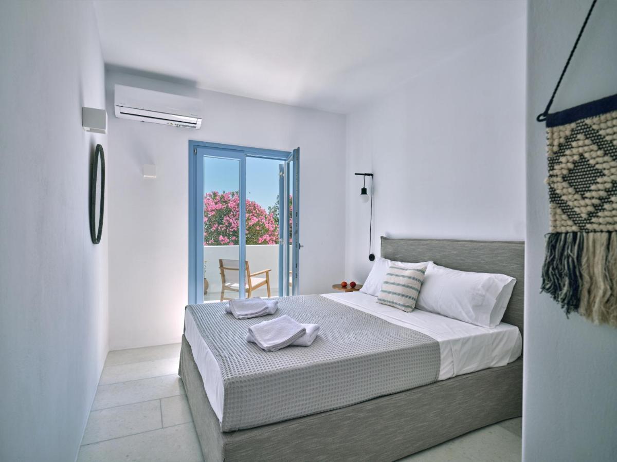 Etherio Apartment II Piso Livadi Eksteriør bilde