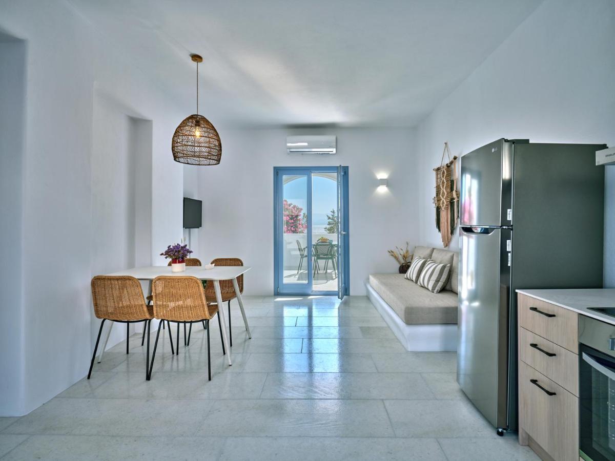 Etherio Apartment II Piso Livadi Eksteriør bilde