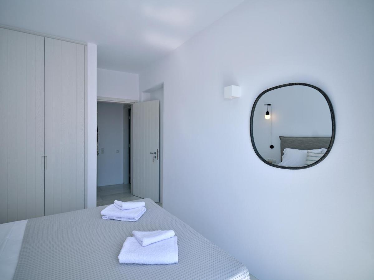 Etherio Apartment II Piso Livadi Eksteriør bilde