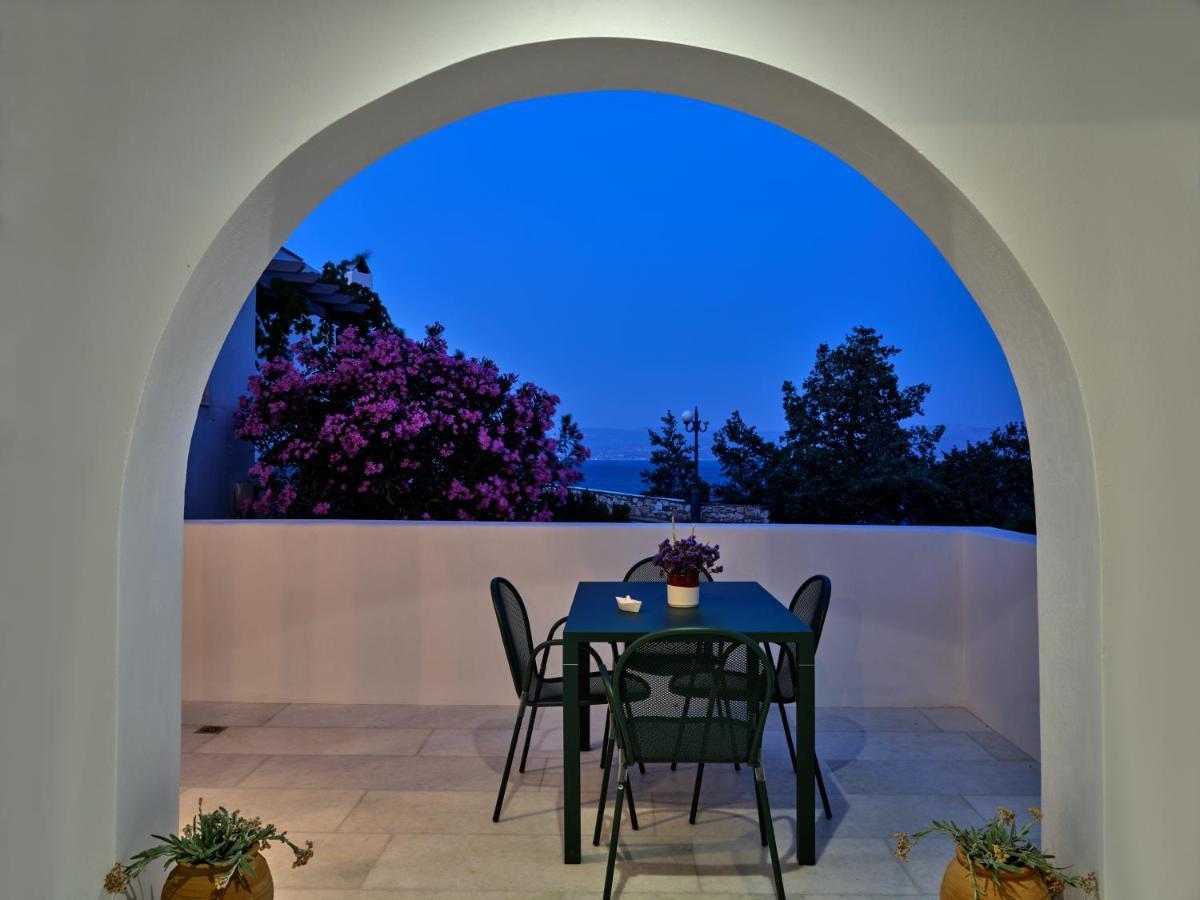 Etherio Apartment II Piso Livadi Eksteriør bilde
